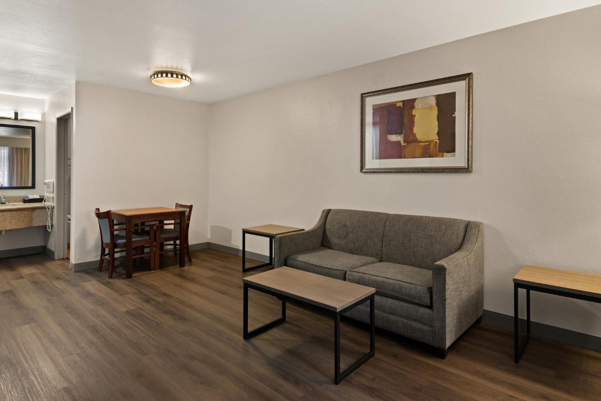 Irving Inn & Suites At Dfw Airport Exteriér fotografie