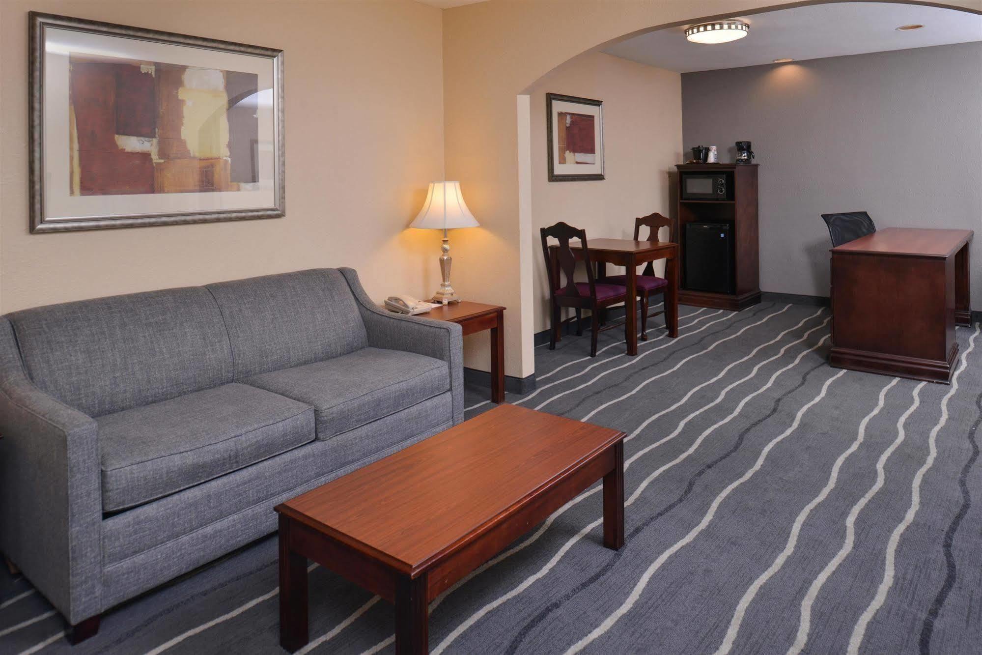 Irving Inn & Suites At Dfw Airport Exteriér fotografie